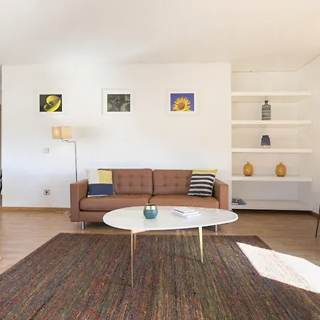 Daire Lv Premier Marques Mq2 Porto